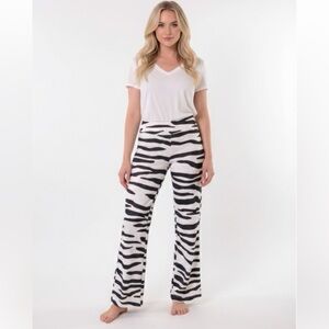 Boston Proper safari pant size small new with tags